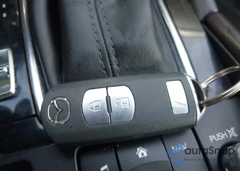 2017 Mazda Mazda3 Grand Touring z USA, uszkodzony, nr VIN 3MZBN1M3XHM133424